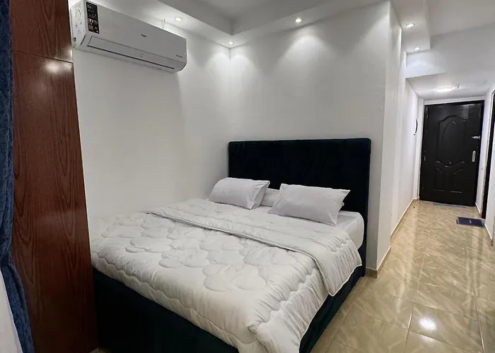 Cozy With Balcony In Florenza Khamsin -3 Pools And Prime Location In Eribia District Apartment Hurghada