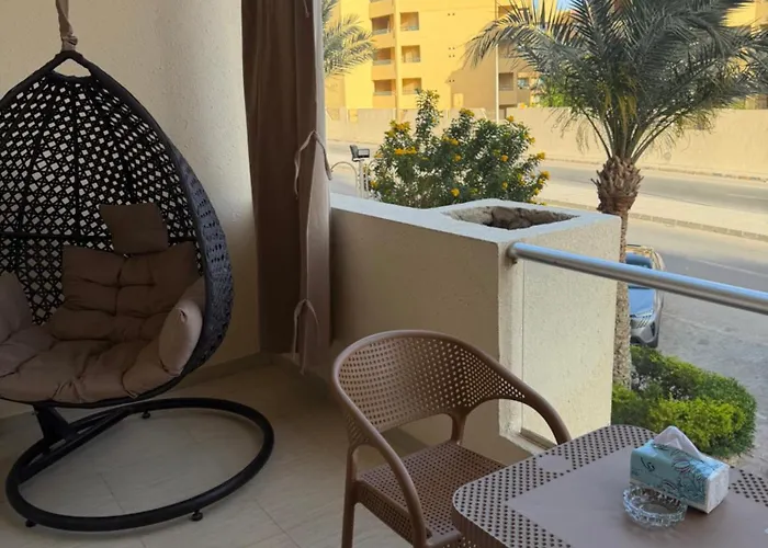 Cozy With Balcony In Florenza Khamsin -3 Pools And Prime Location In Eribia District Apartment Hurghada