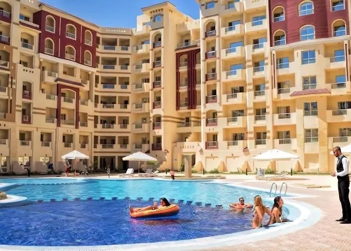 Apartment Cozy With Balcony In Florenza Khamsin -3 Pools And Prime Location In Eribia District Hurghada